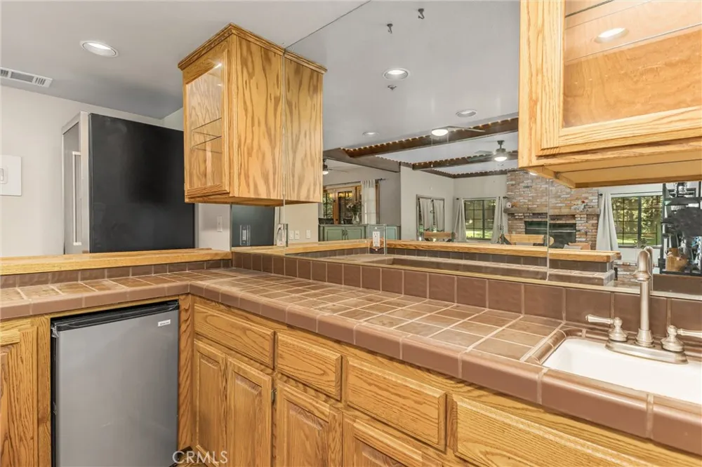 13515 Oak Mountain Yucaipa, CA 92399