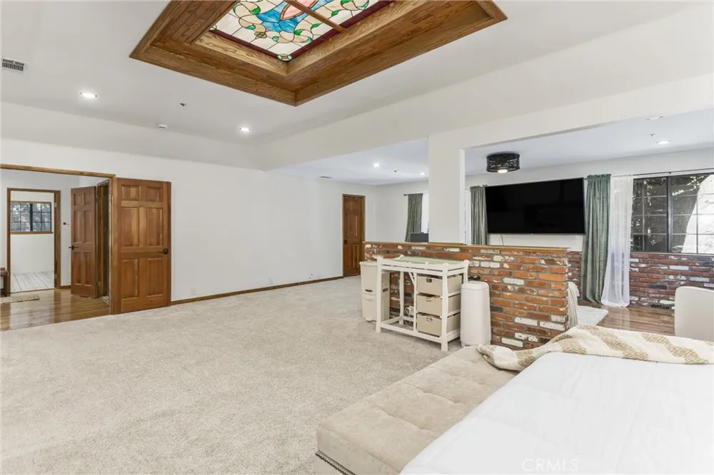 13515 Oak Mountain Yucaipa, CA 92399