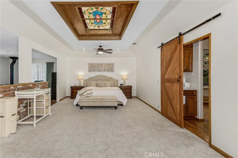 13515 Oak Mountain Yucaipa, CA 92399