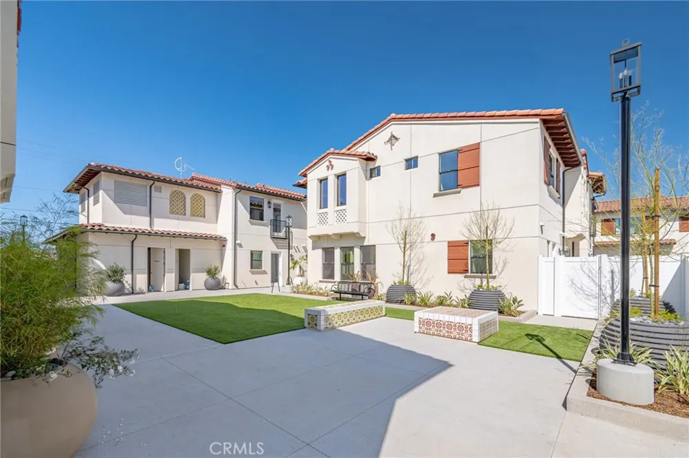 150 New Ave #5 Monterey Park, CA 91755