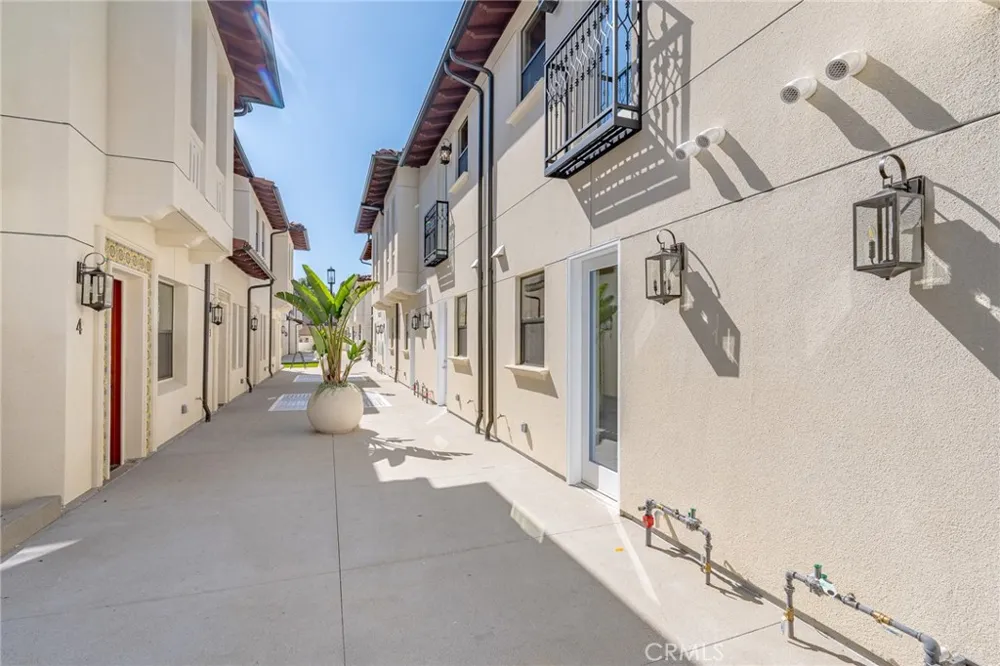 150 New Ave #5 Monterey Park, CA 91755