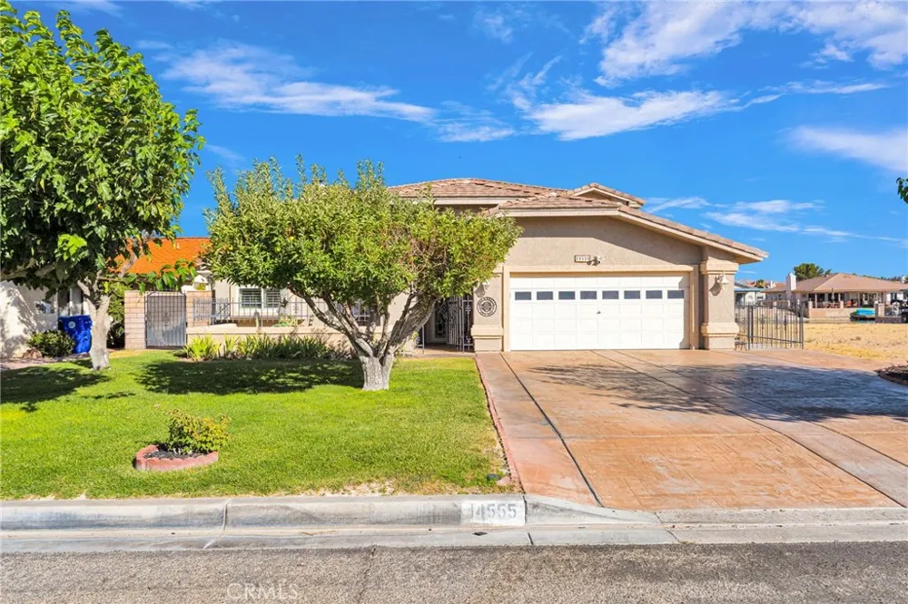 14555 Ketch Helendale, CA 92342