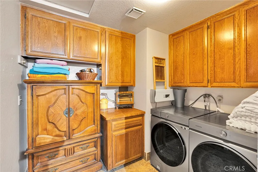 14555 Ketch Helendale, CA 92342