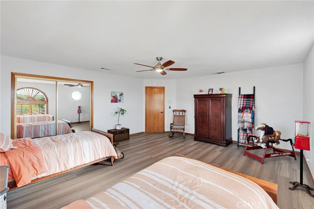 14555 Ketch Helendale, CA 92342