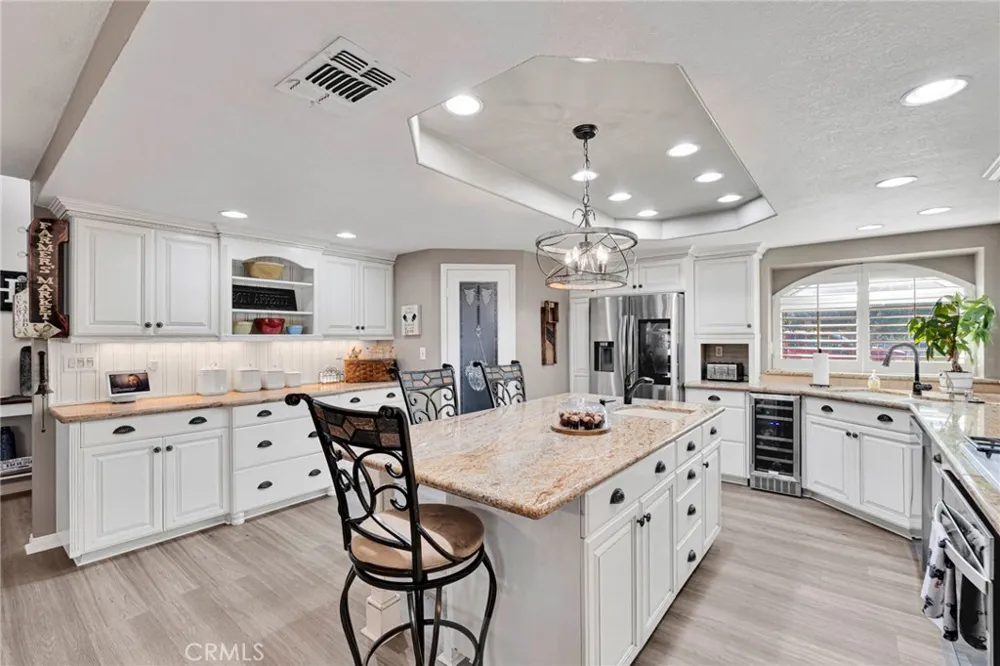 14555 Ketch Helendale, CA 92342