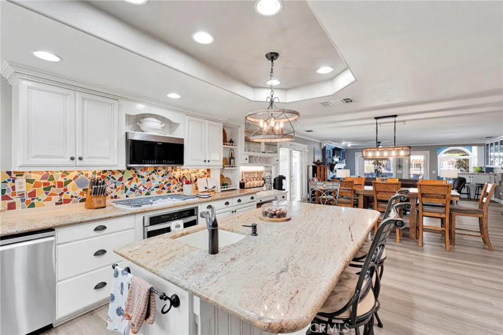 14555 Ketch Helendale, CA 92342