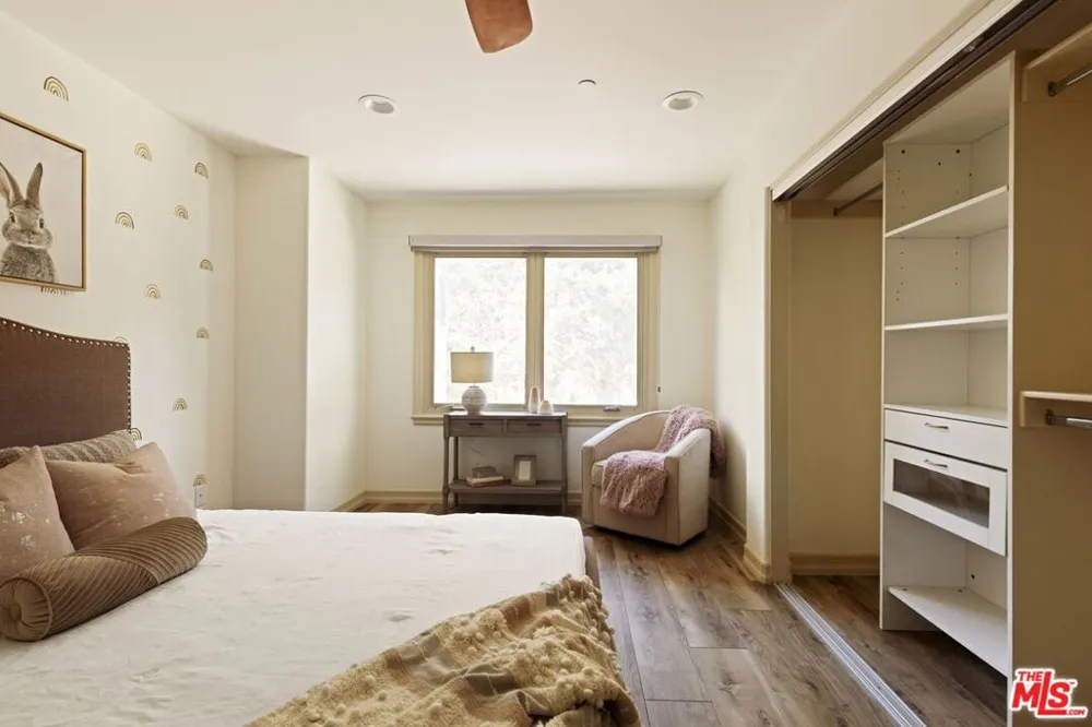 272 Chester Avenue #101 Pasadena, CA 91106