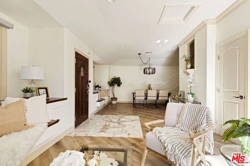 272 Chester Avenue #101 Pasadena, CA 91106