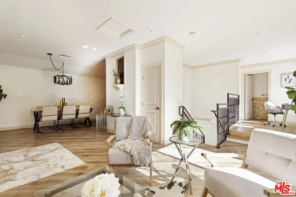 272 Chester Avenue #101 Pasadena, CA 91106