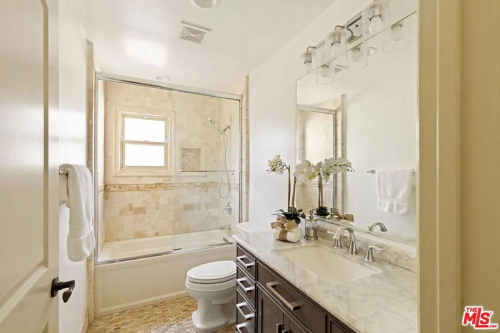 272 Chester Avenue #101 Pasadena, CA 91106