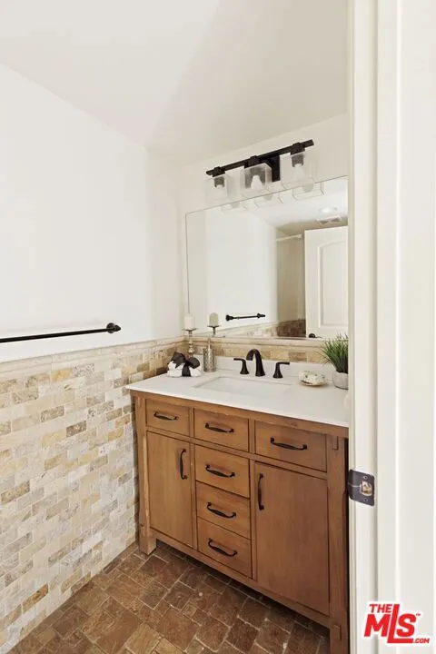 272 Chester Avenue #101 Pasadena, CA 91106