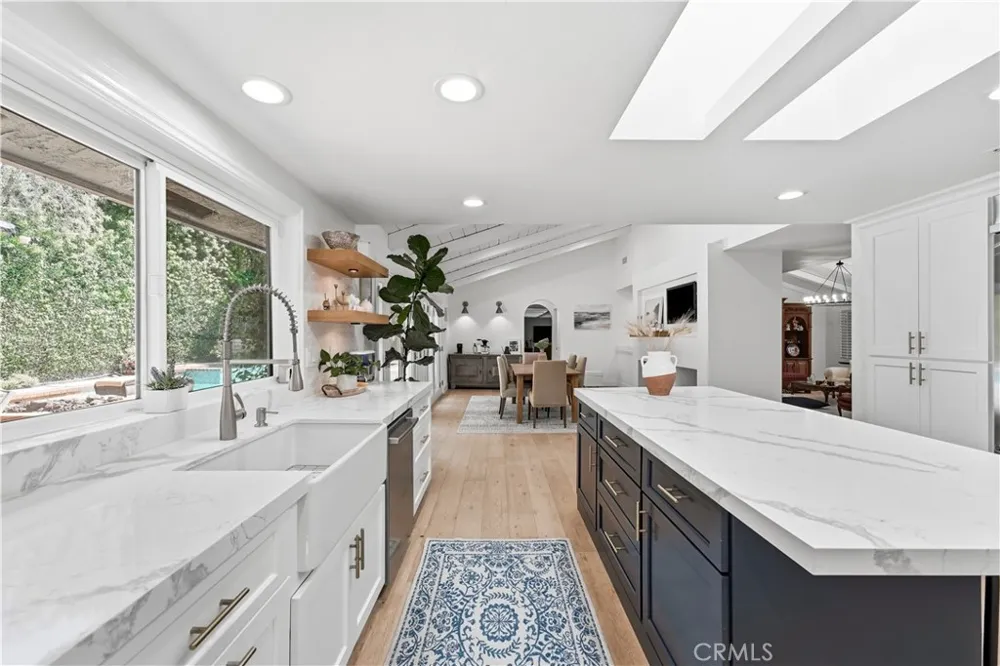2101 Pioneer Avenue Fullerton, CA 92831