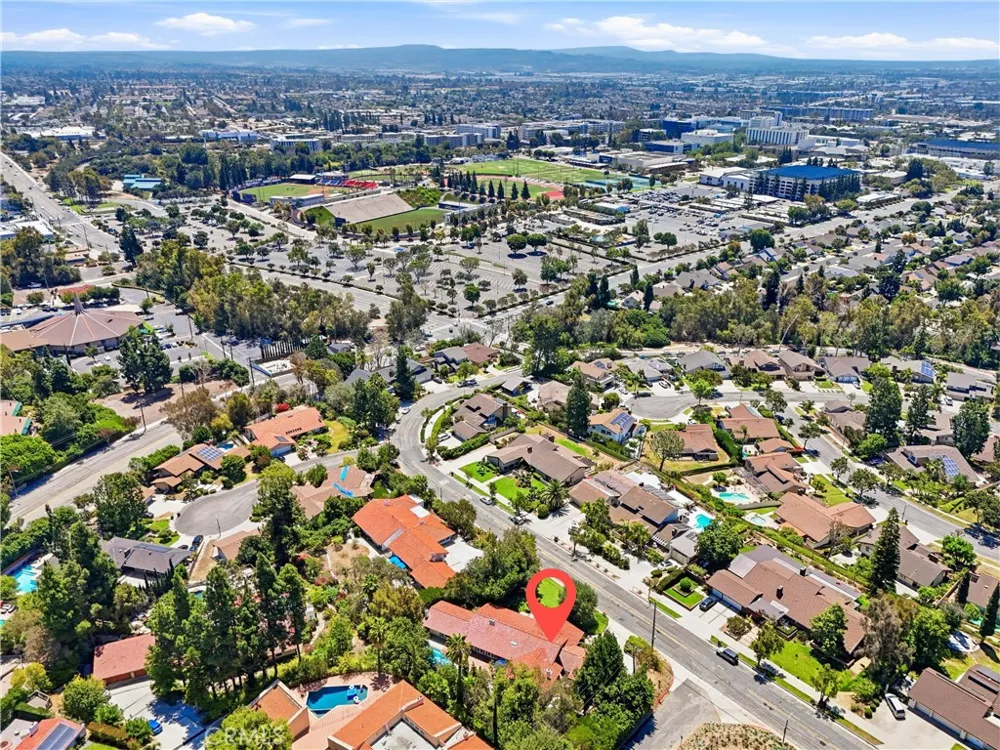2101 Pioneer Avenue Fullerton, CA 92831