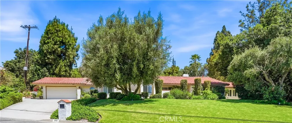 2101 Pioneer Avenue Fullerton, CA 92831