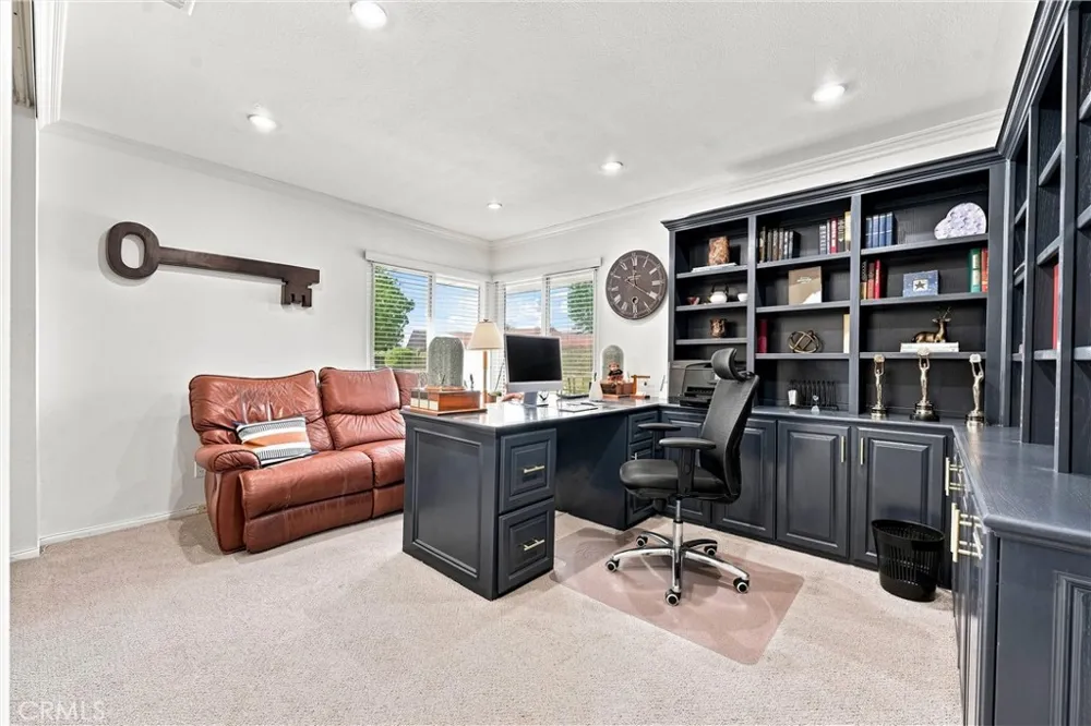 2101 Pioneer Avenue Fullerton, CA 92831