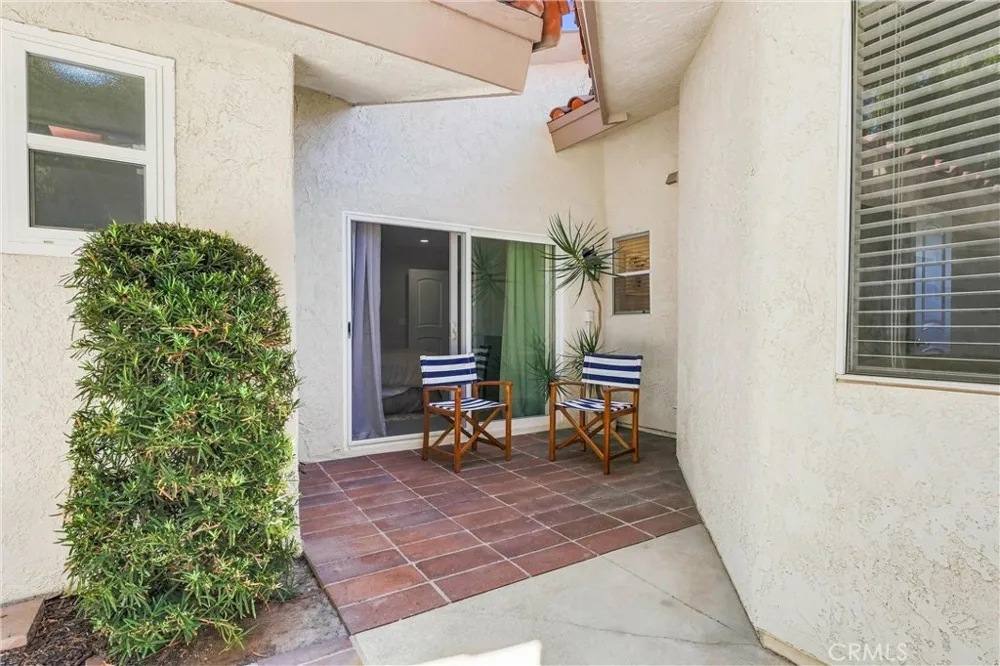 2101 Pioneer Avenue Fullerton, CA 92831