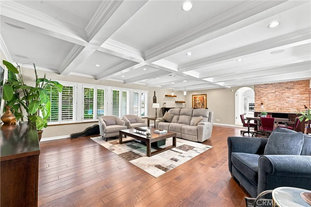2101 Pioneer Avenue Fullerton, CA 92831