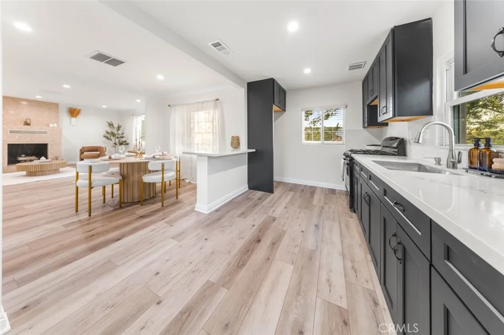10554 Plainview Tujunga, CA 91042