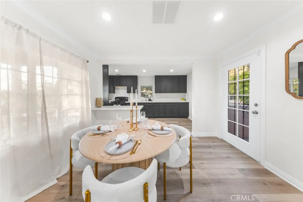 10554 Plainview Tujunga, CA 91042