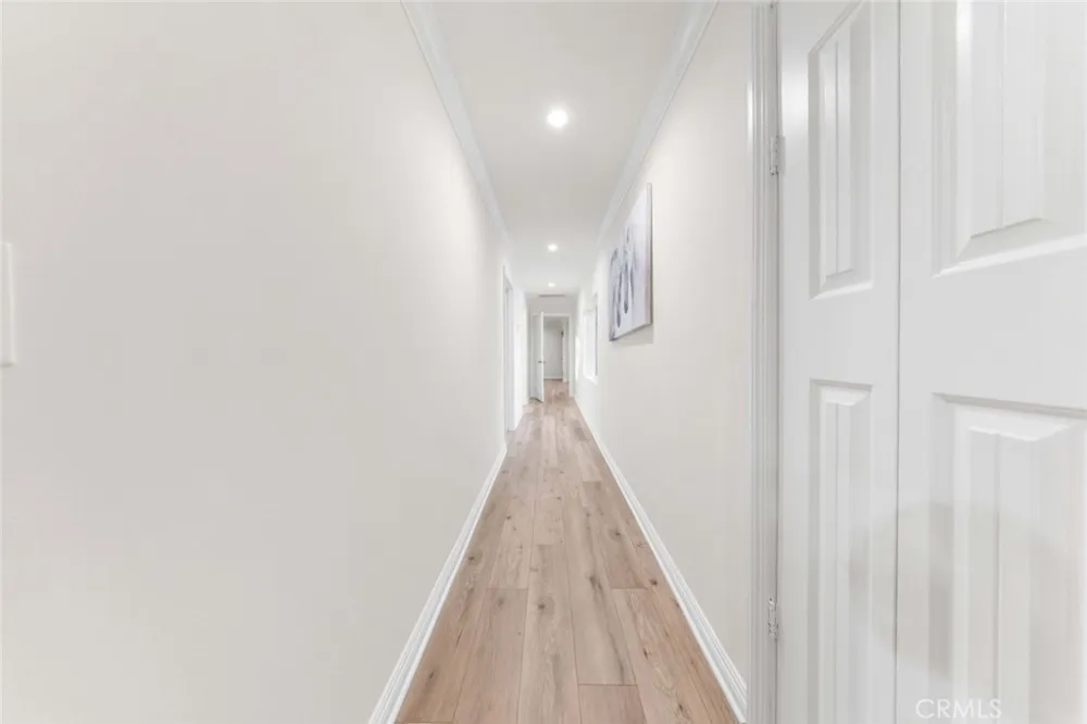 10554 Plainview Tujunga, CA 91042