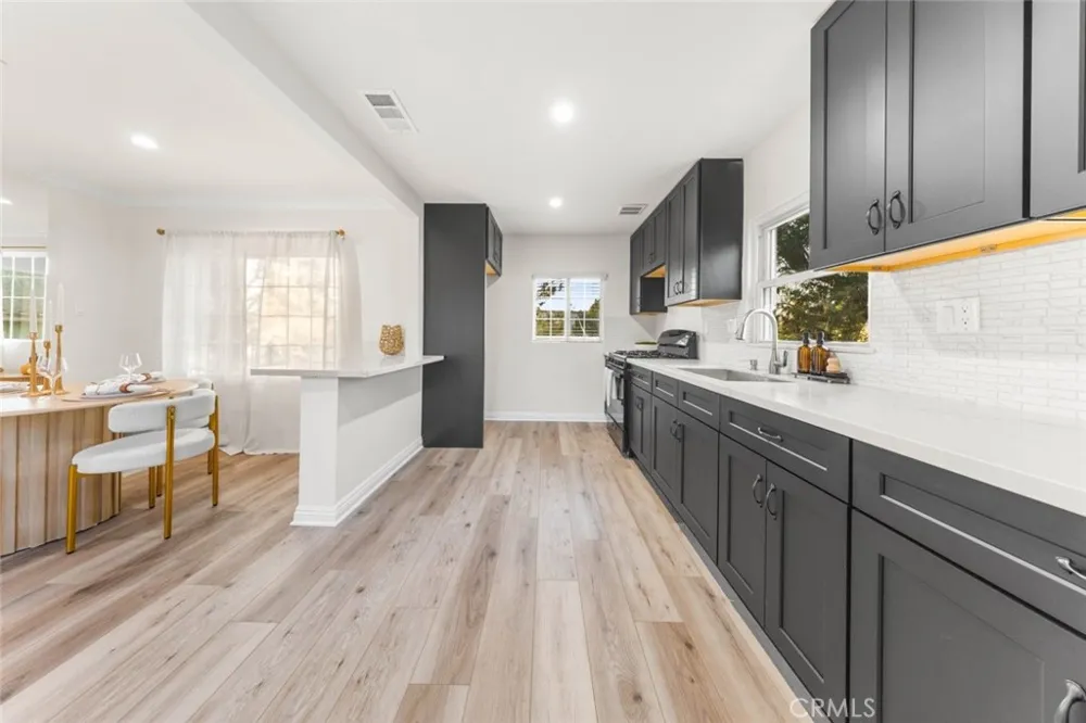 10554 Plainview Tujunga, CA 91042