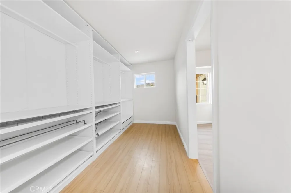 10554 Plainview Tujunga, CA 91042