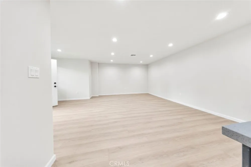10554 Plainview Tujunga, CA 91042