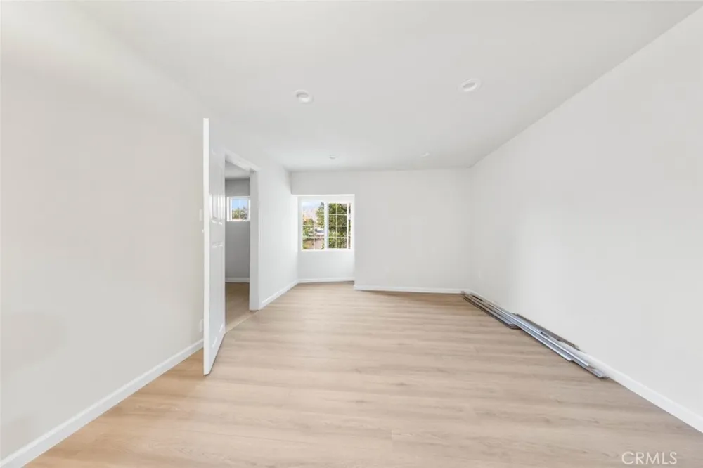 10554 Plainview Tujunga, CA 91042
