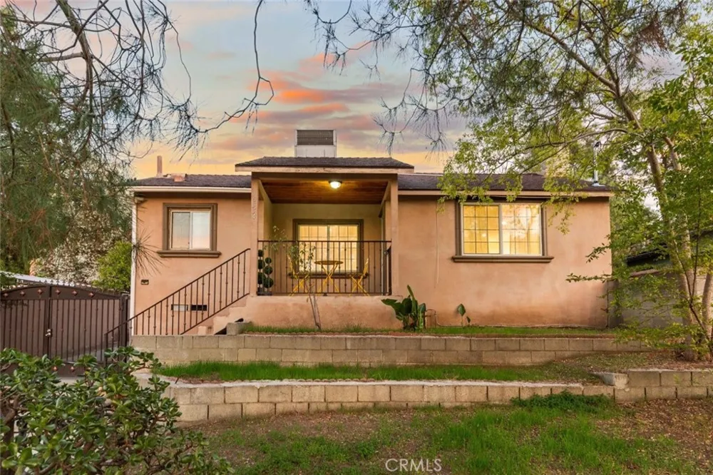 10554 Plainview Tujunga, CA 91042