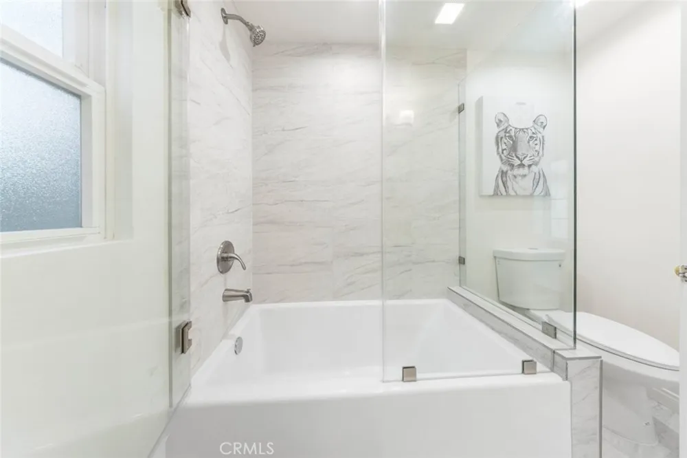 10554 Plainview Tujunga, CA 91042