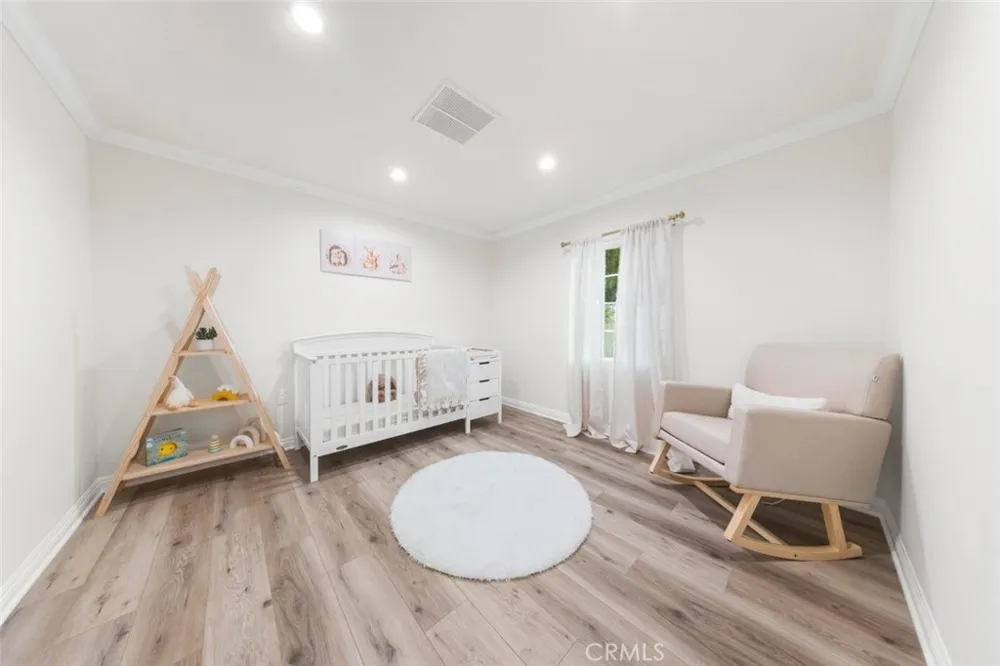 10554 Plainview Tujunga, CA 91042
