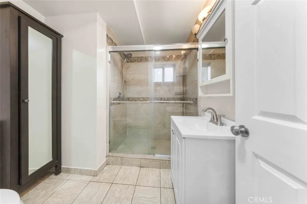 10554 Plainview Tujunga, CA 91042