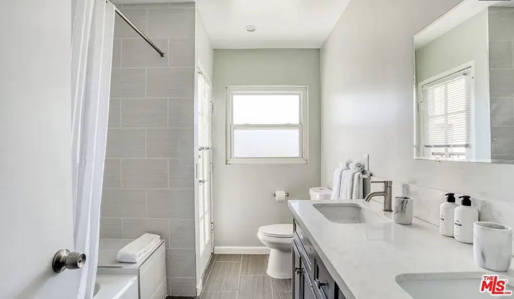 8100 W 83rd Street Playa del Rey, CA 90293