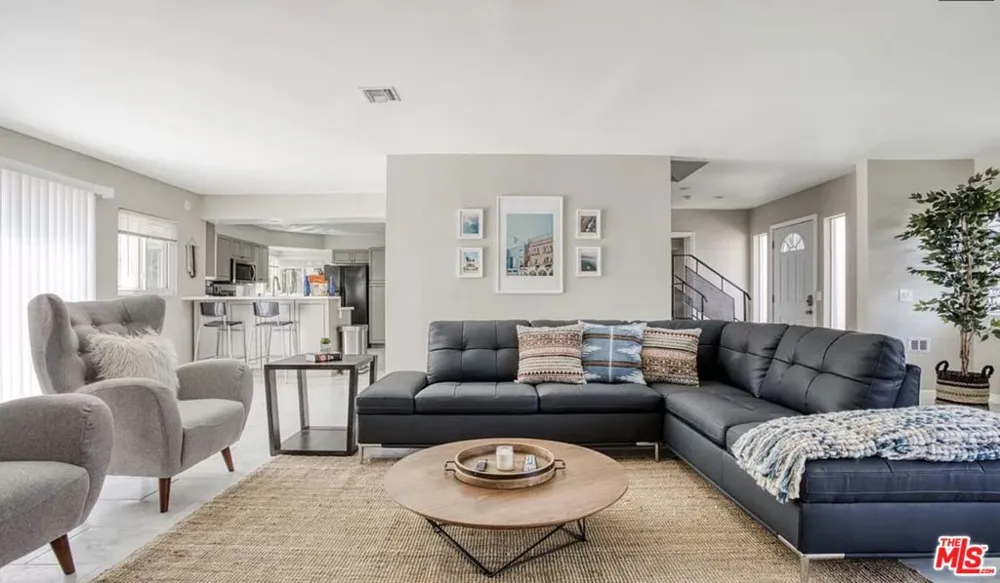 8100 W 83rd Street Playa del Rey, CA 90293