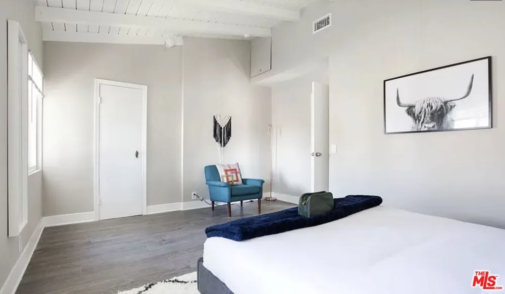 8100 W 83rd Street Playa del Rey, CA 90293