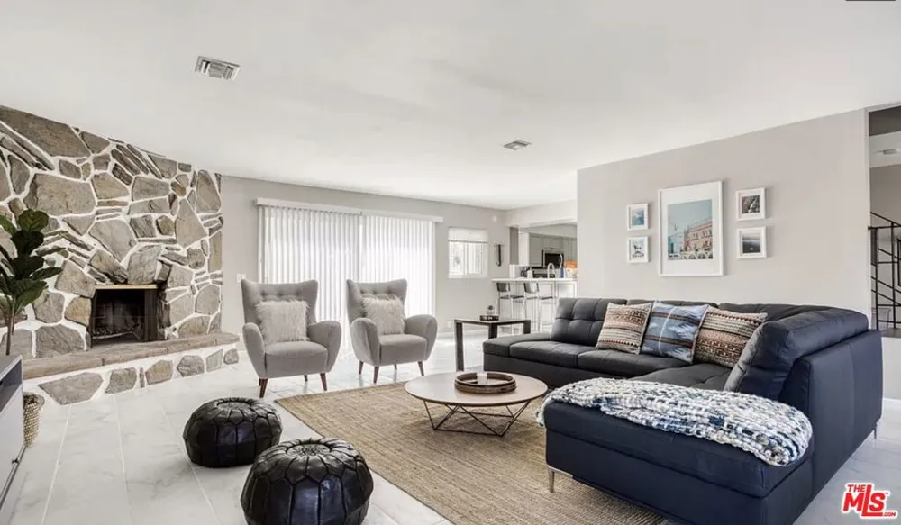 8100 W 83rd Street Playa del Rey, CA 90293