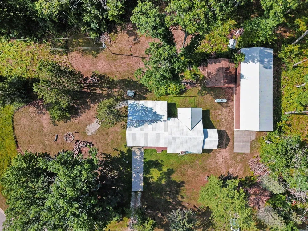 1799 W Sunset Drive Roscommon, MI 48653