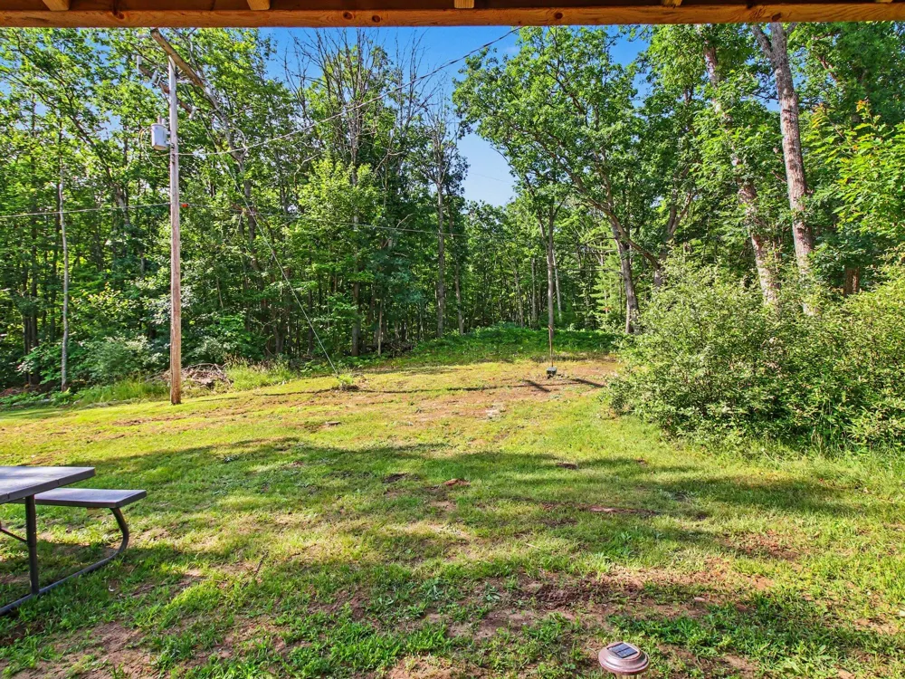 1799 W Sunset Drive Roscommon, MI 48653
