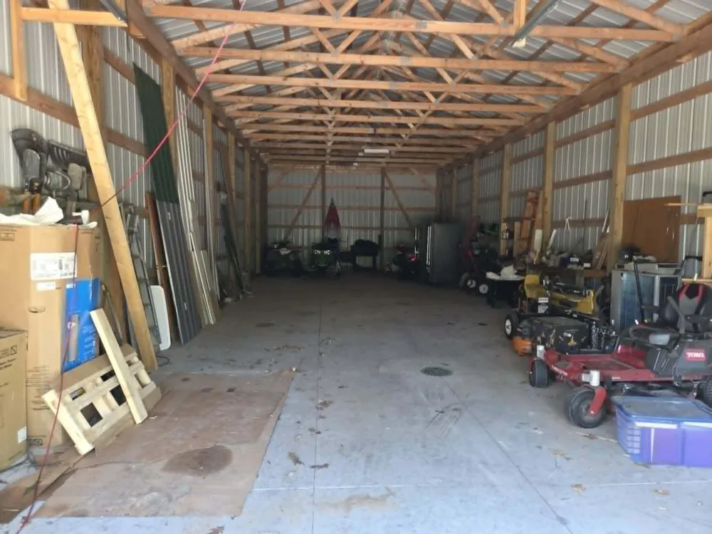 1799 W Sunset Drive Roscommon, MI 48653