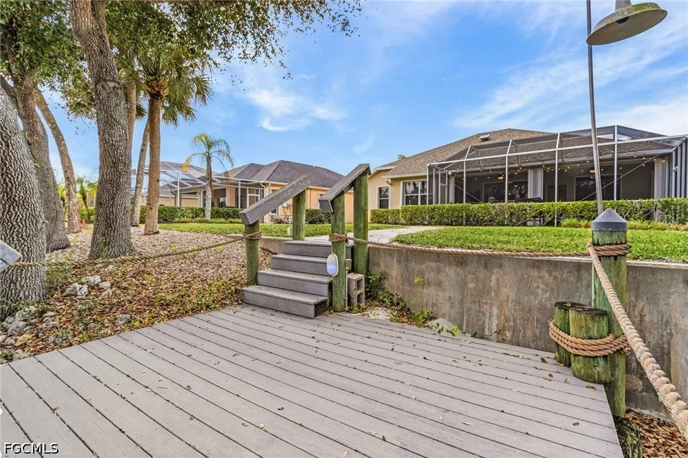 Palm Island Circle North Fort Myers, FL 33903