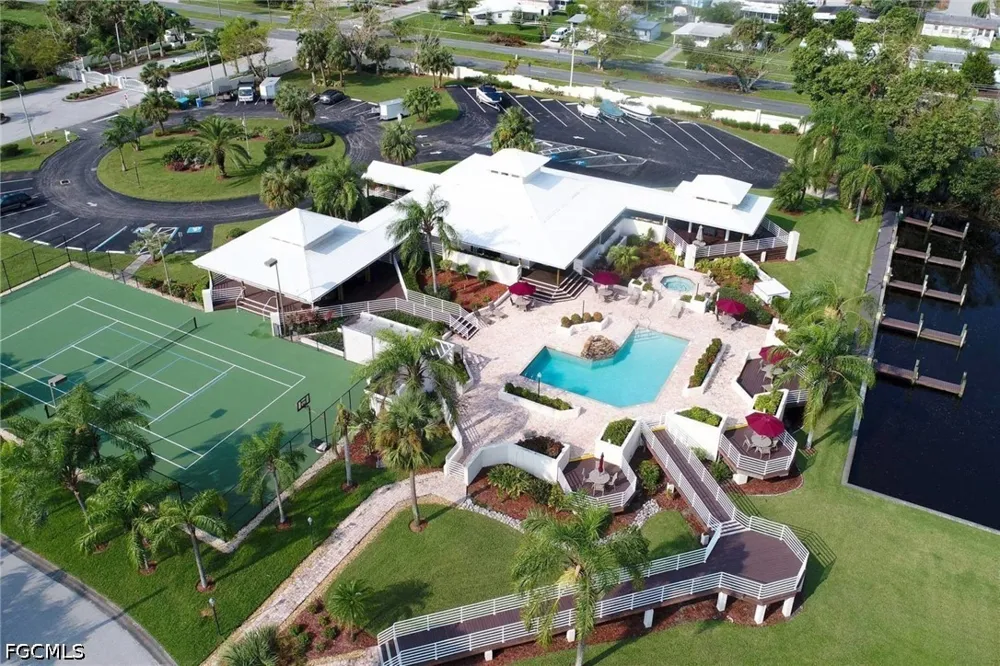 Palm Island Circle North Fort Myers, FL 33903