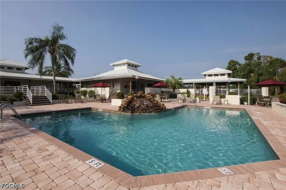Palm Island Circle North Fort Myers, FL 33903