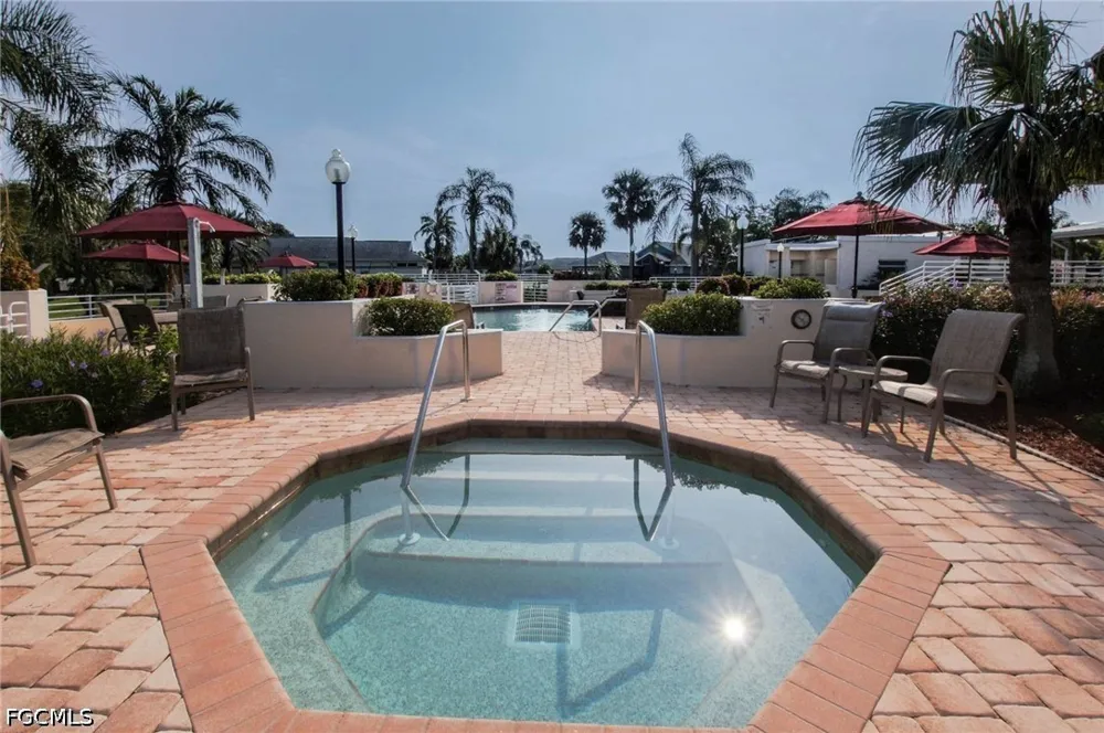 Palm Island Circle North Fort Myers, FL 33903