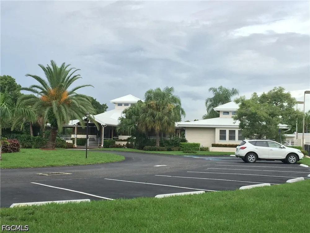 Palm Island Circle North Fort Myers, FL 33903