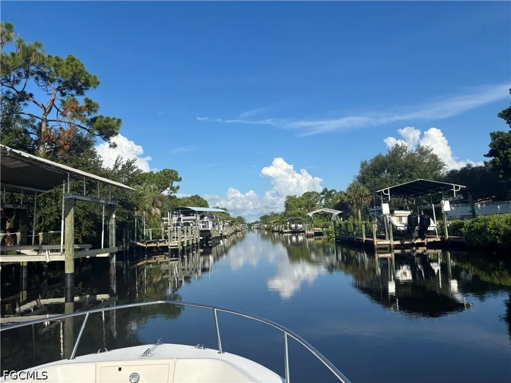 Palm Island Circle North Fort Myers, FL 33903