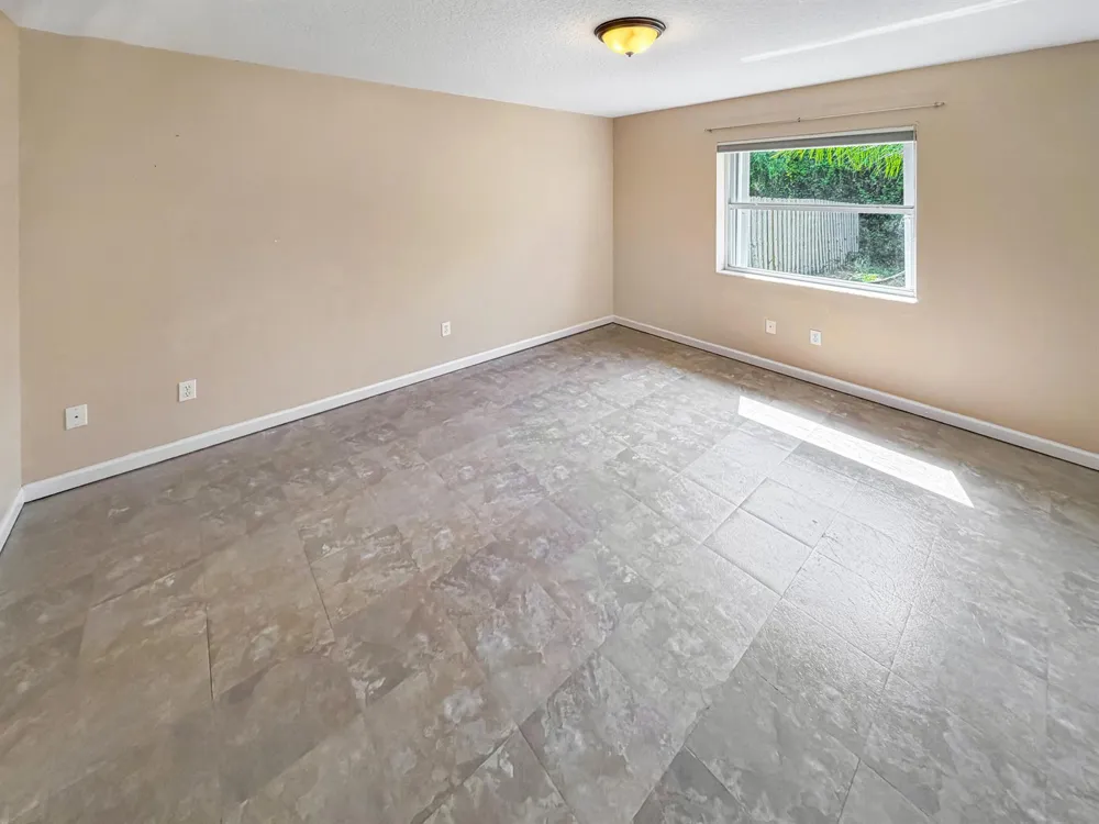 2361 NE 21st Avenue Jensen Beach, FL 34957
