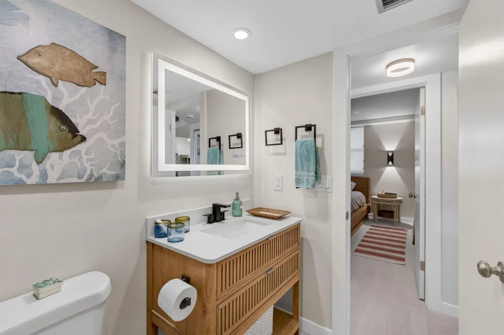 100 Paradise Harbour Boulevard #307 North Palm Beach, FL 33408
