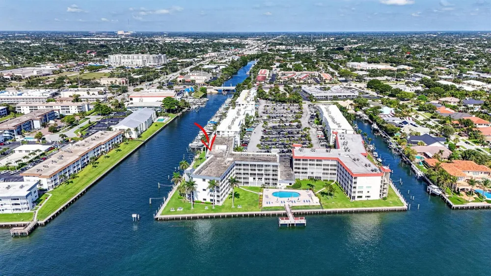 100 Paradise Harbour Boulevard #307 North Palm Beach, FL 33408