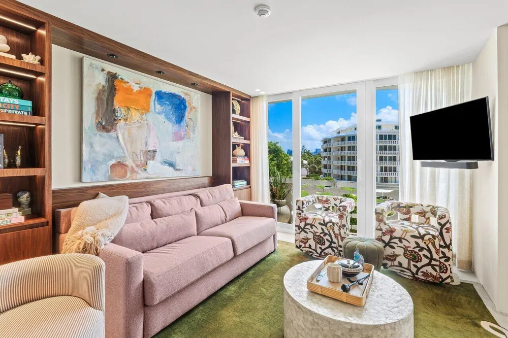 100 Sunrise Avenue #418 Palm Beach, FL 33480