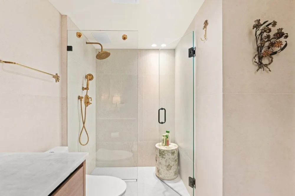 100 Sunrise Avenue #418 Palm Beach, FL 33480